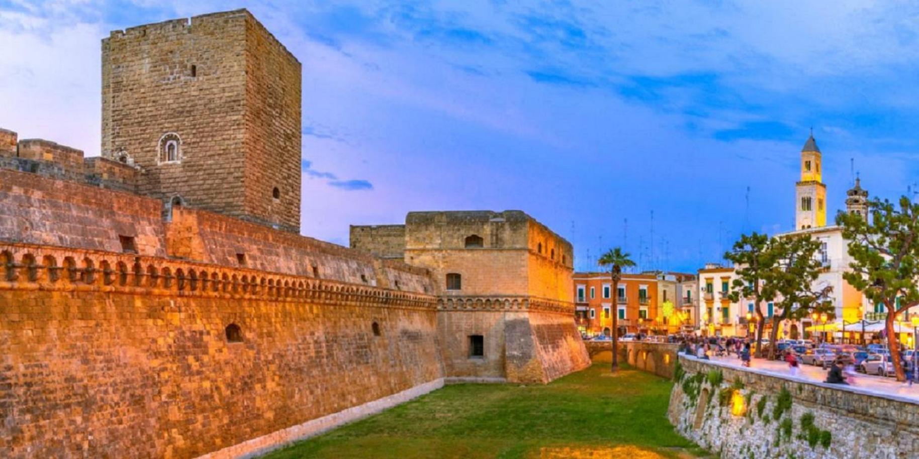 Villa La Follia Dell'Architetto Bari Exterior foto